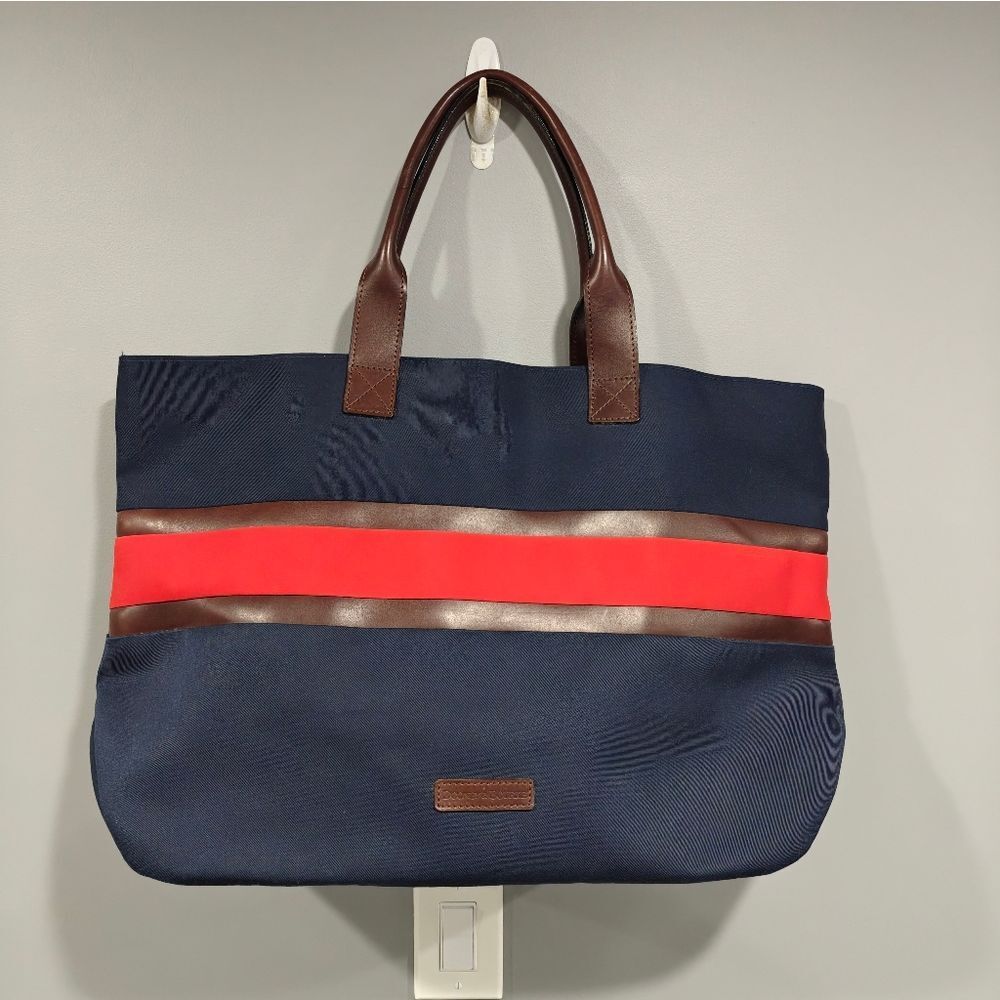 🐢 Dooney & Bourke Brooklawn XL Tote Weekender Bag Great Condition!